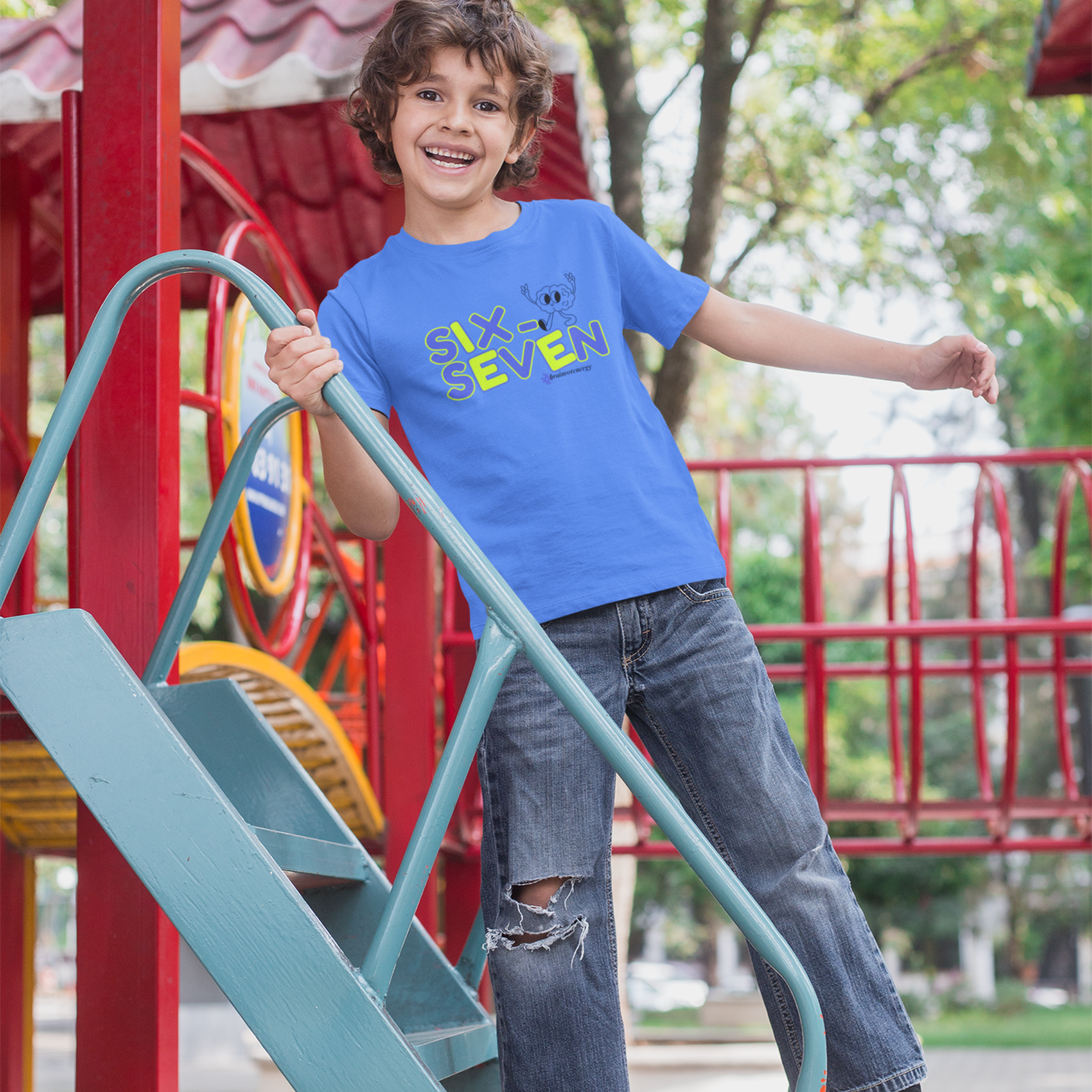 #BrainPeace Youth Graphic Tee – Funny Meme T-Shirt with Brain & Peace Sign | Poploom & Co